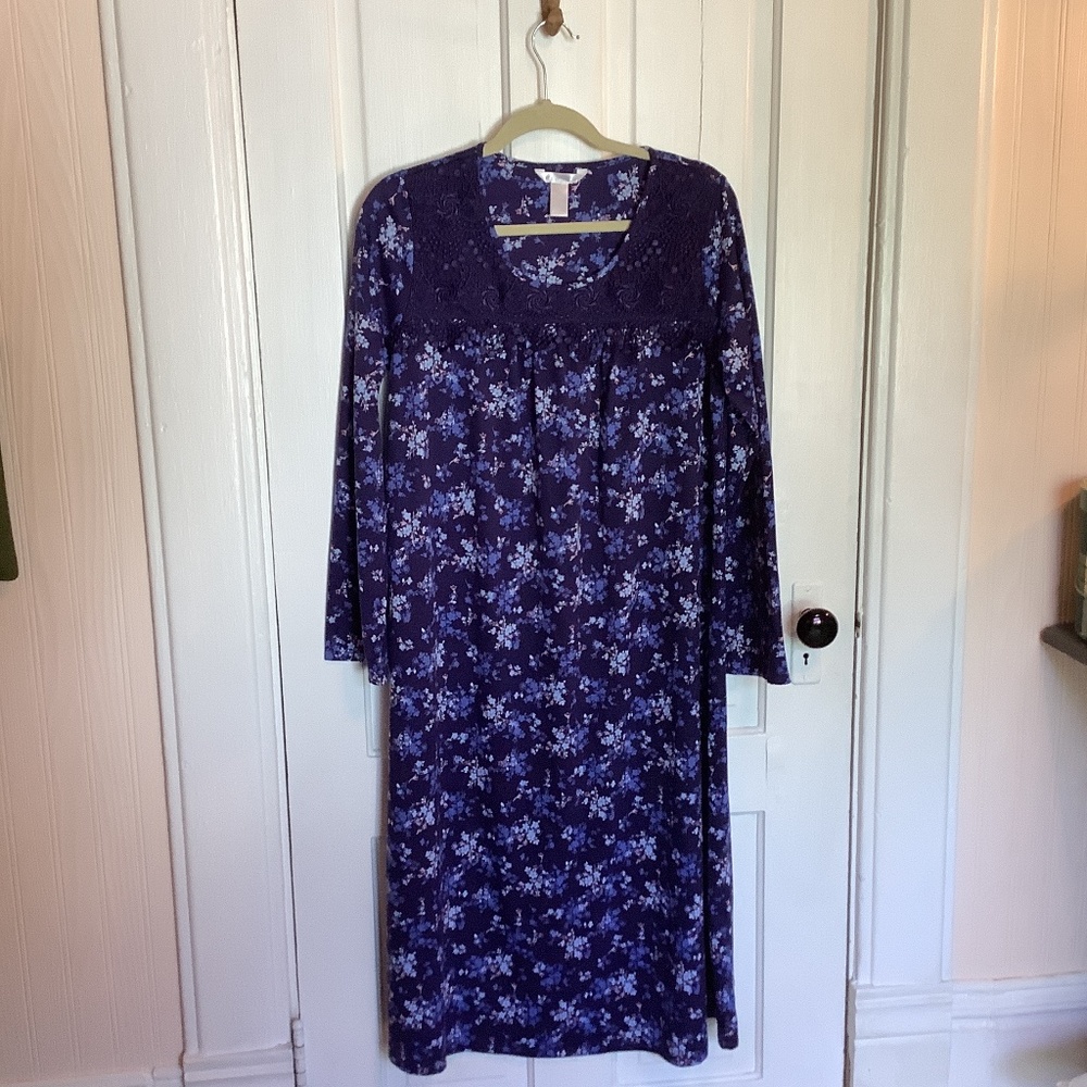 Nightgown